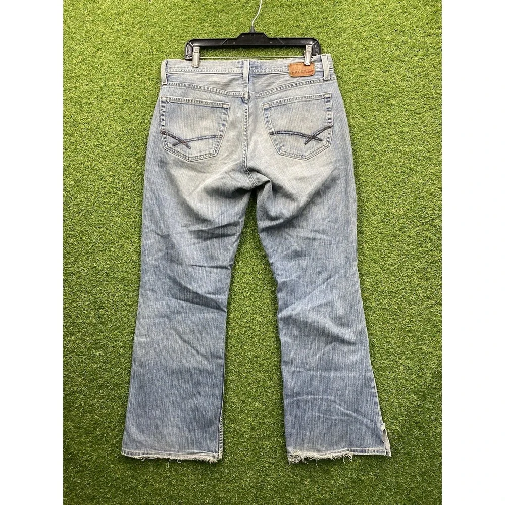 BKE Jeans Mens 36 Boot Cut Relaxed Mid Rise Light Wash Denim Jaxon Button Fly